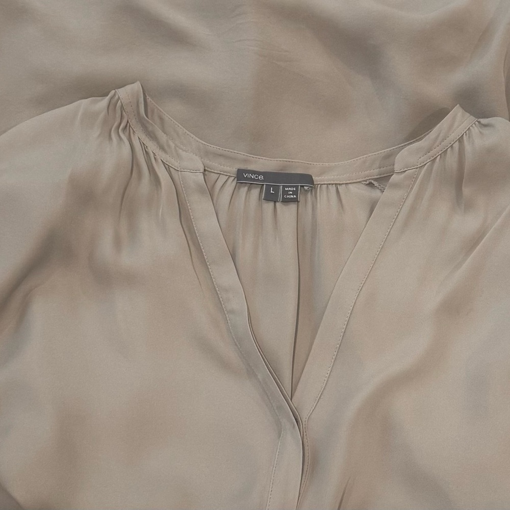 VINCE Silk V Neck Sleeveless Blouse 
Large - Taupe - Picture 3 of 3
